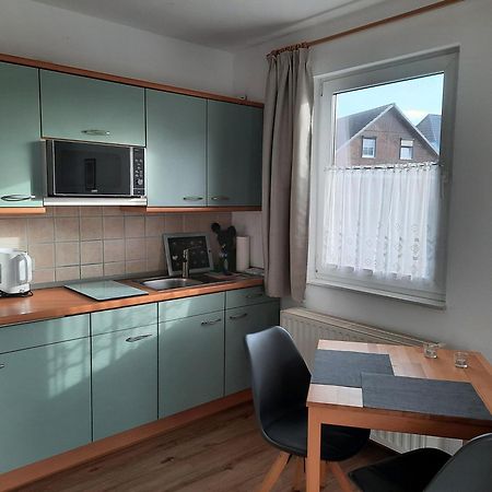 Ferienhaus Sasse Ferienwohnungen Mit Garten & Grill Molschow Exterior foto